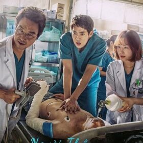 Người Thầy Y Đức